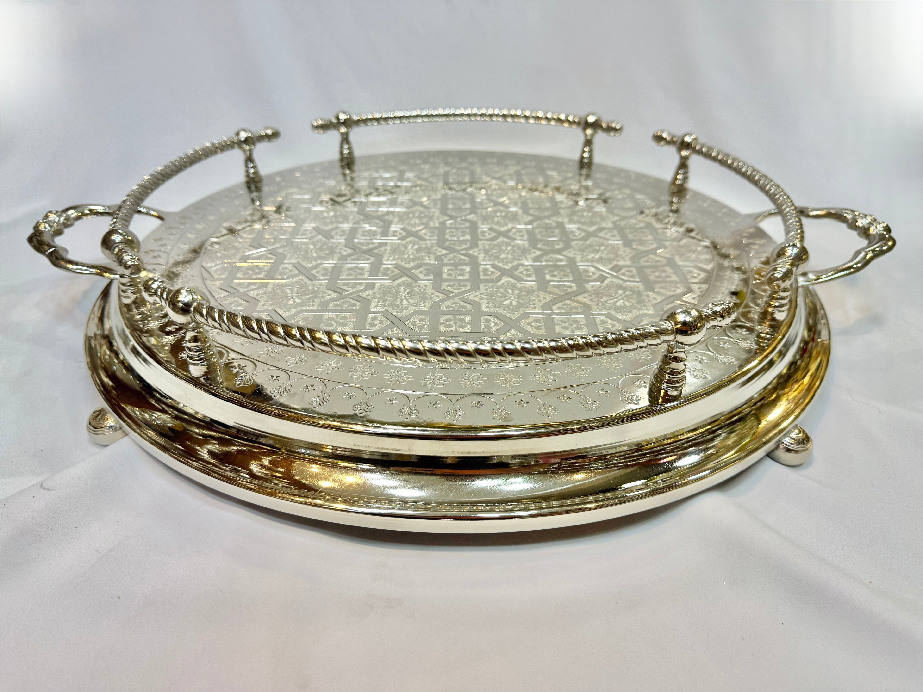 Plateau traditionnel jaaba dama