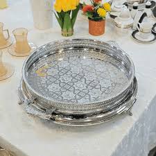 plateau siniya traditionel